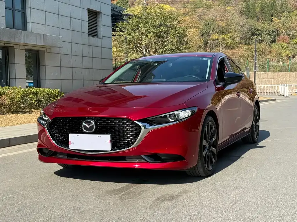 Mazda 3 Axela — фото 1