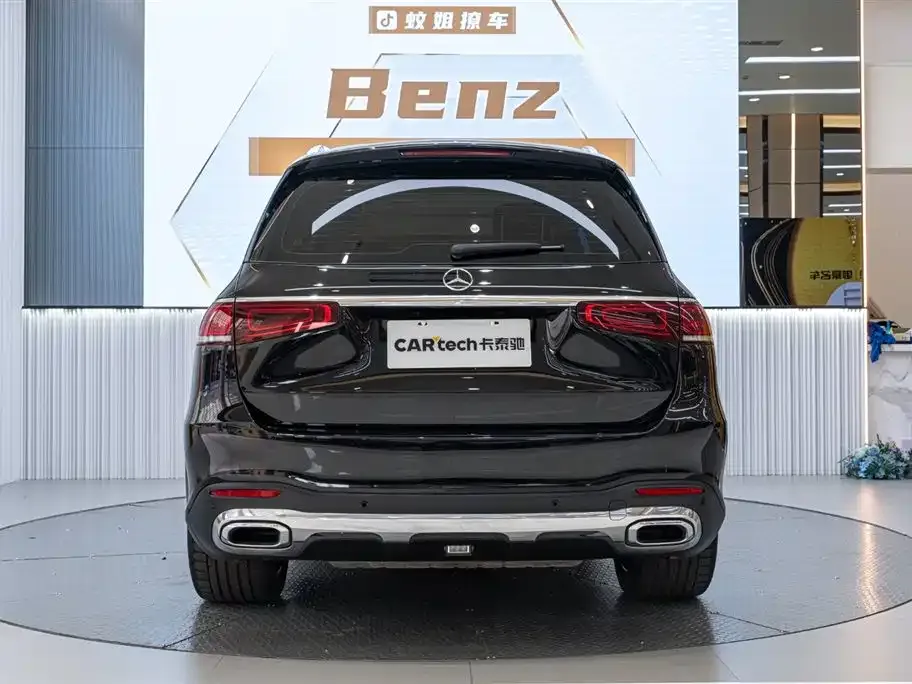 Mercedes-Benz GLS — фото 6