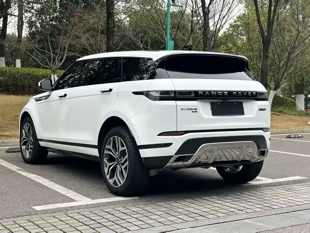 Land Rover Evoque — фото 6