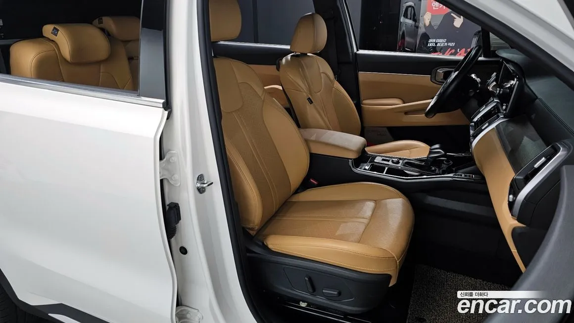 Kia Sorento — фото 7
