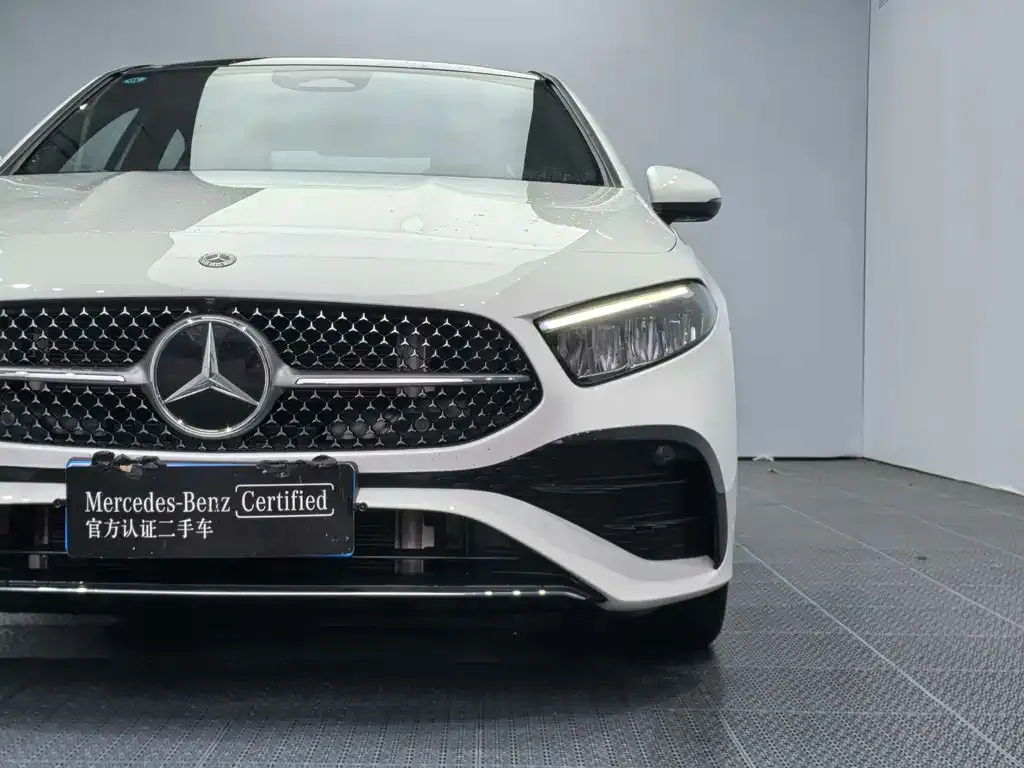 Mercedes-Benz A-Class — фото 1