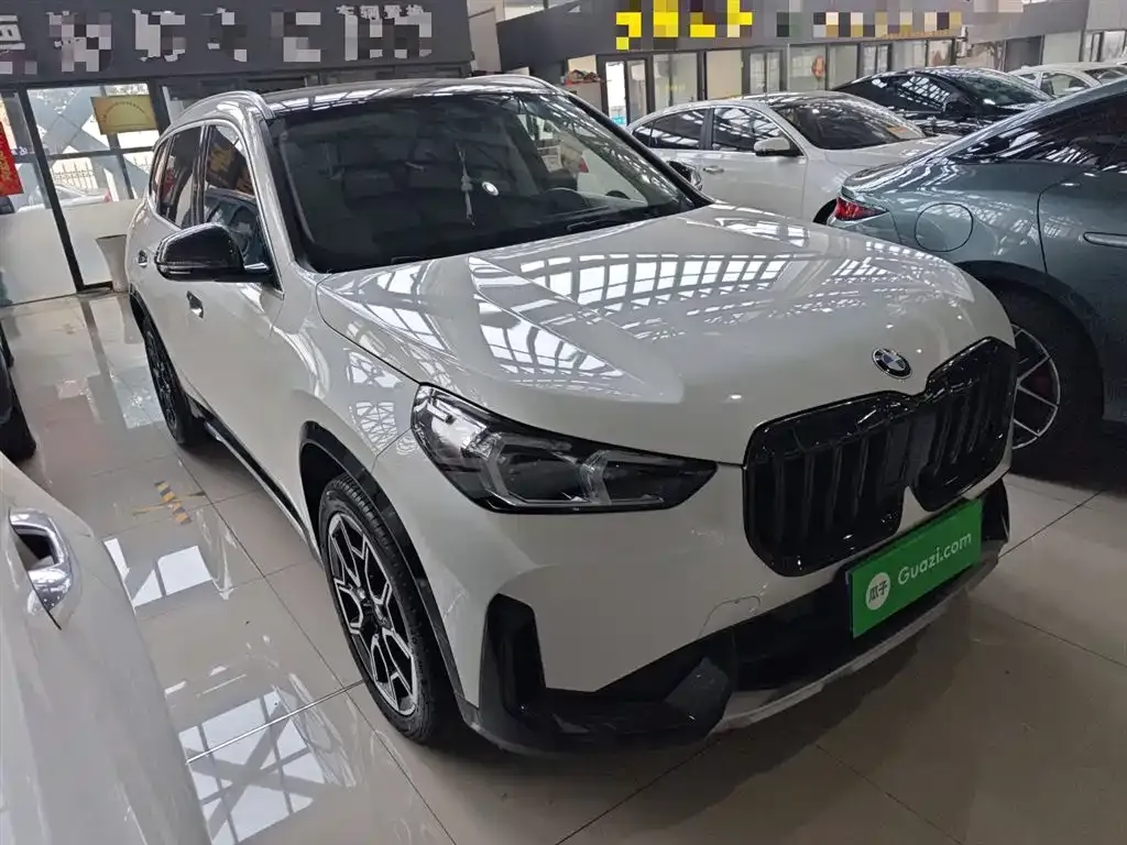 BMW X1 — фото 10