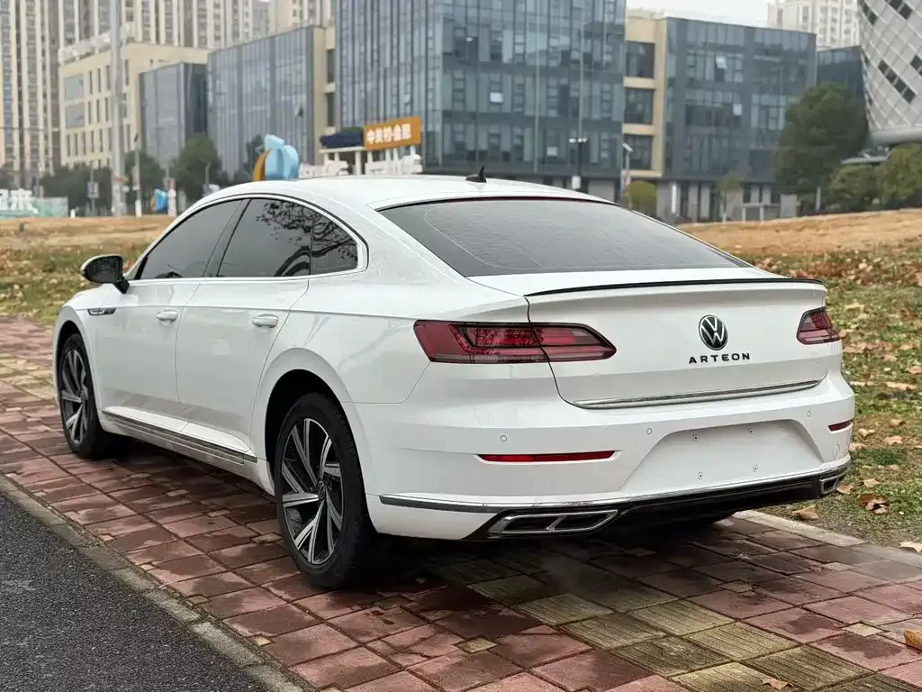 Volkswagen CC — фото 8