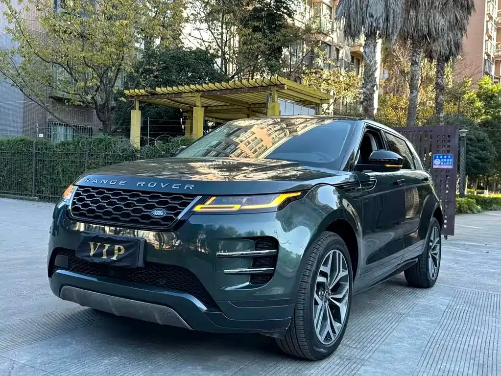 Land Rover Evoque — фото 1