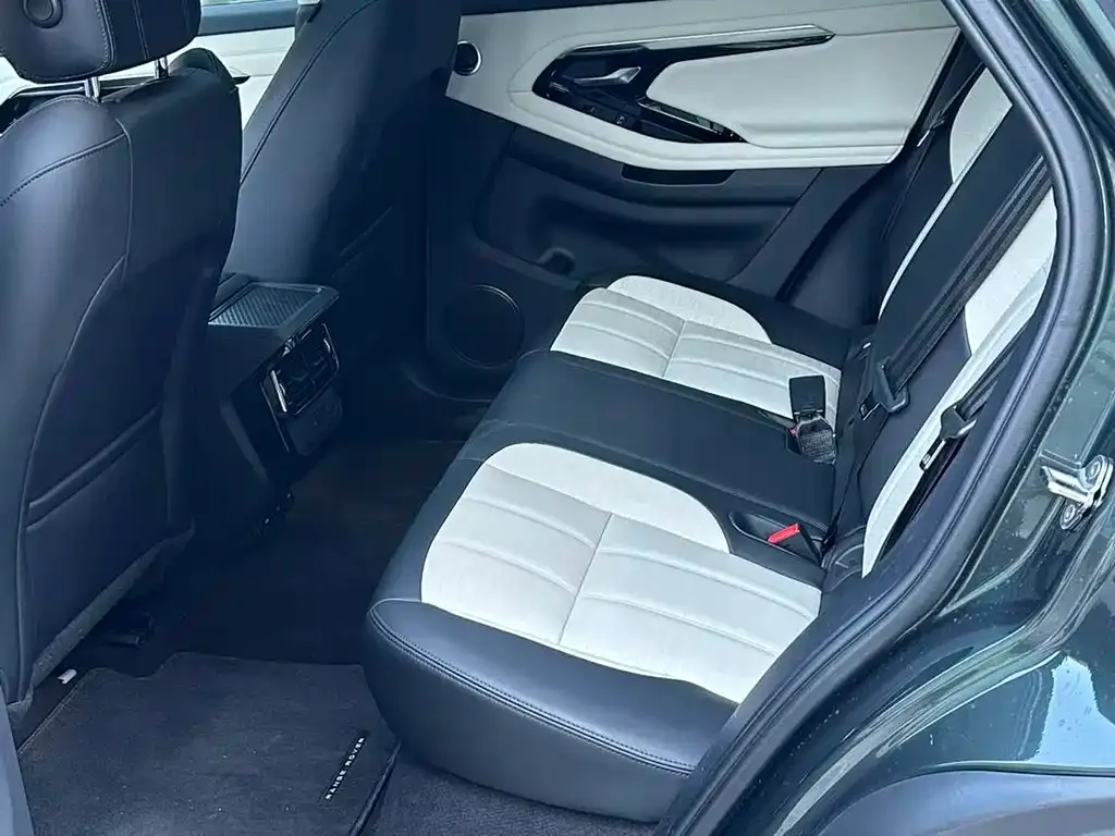 Land Rover Evoque — фото 10