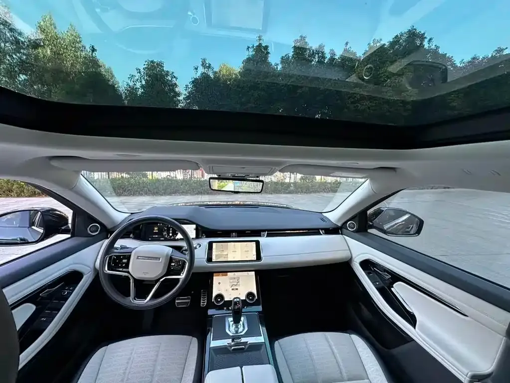 Land Rover Evoque — фото 4