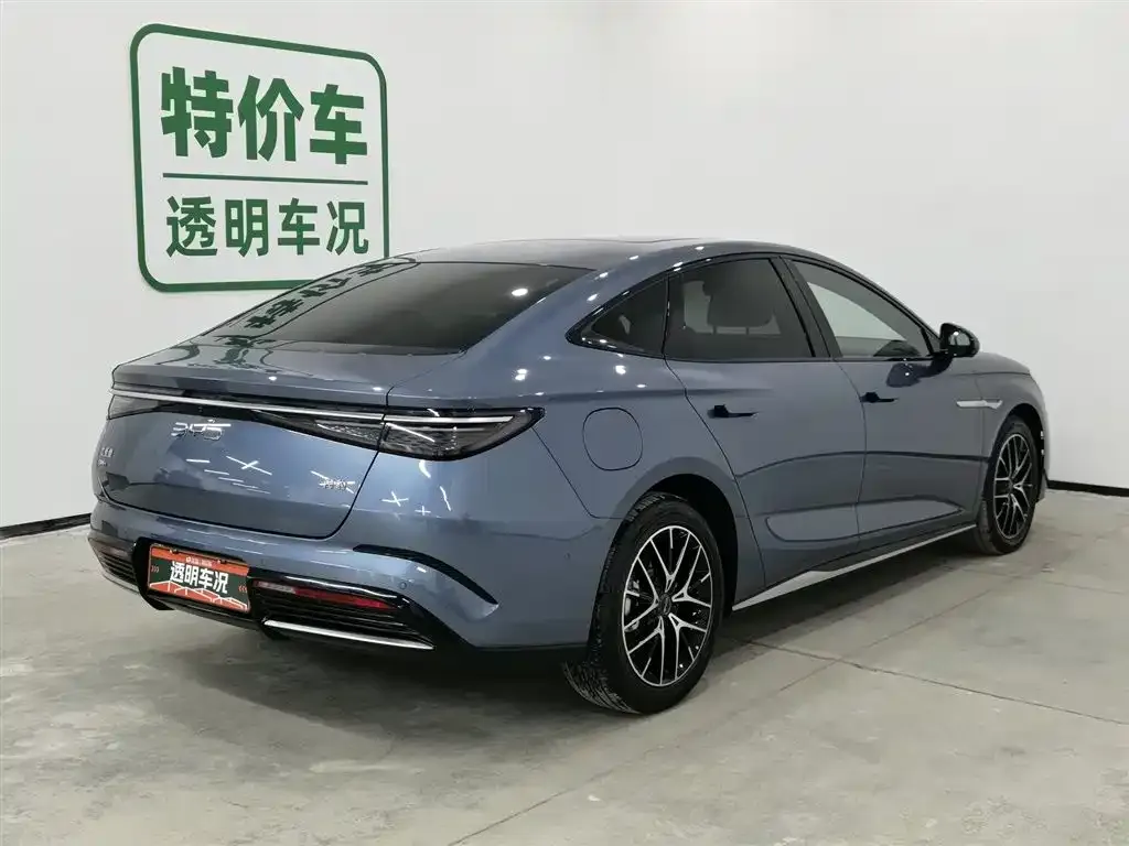 BYD Seal — фото 7