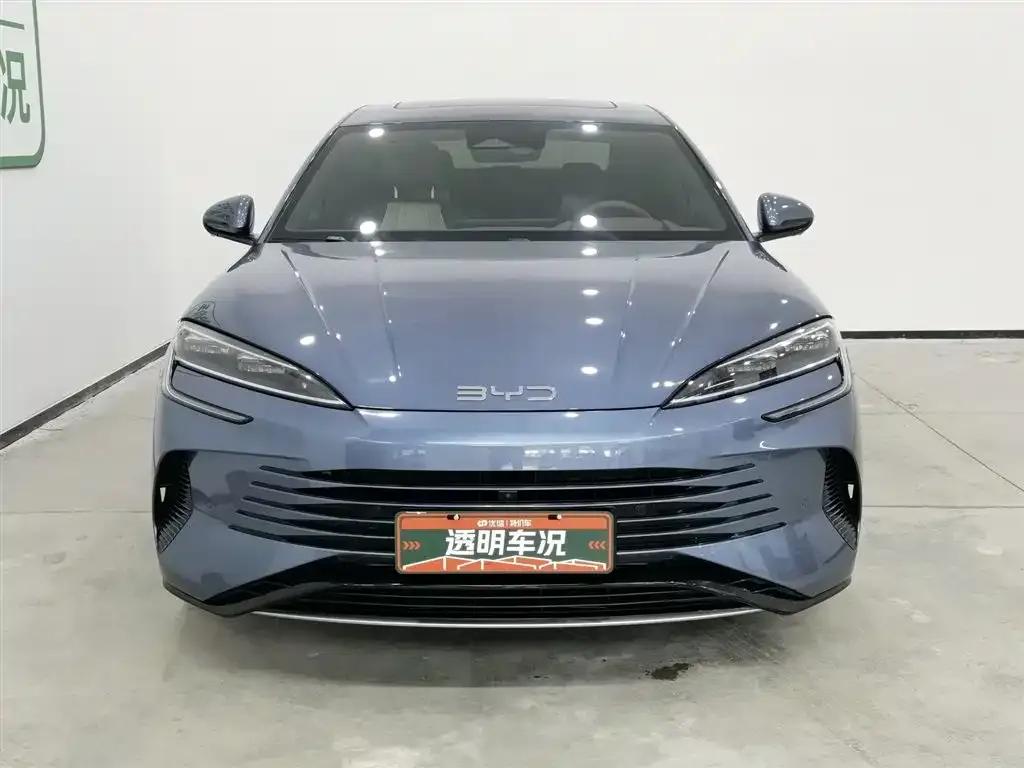 BYD Seal — фото 2