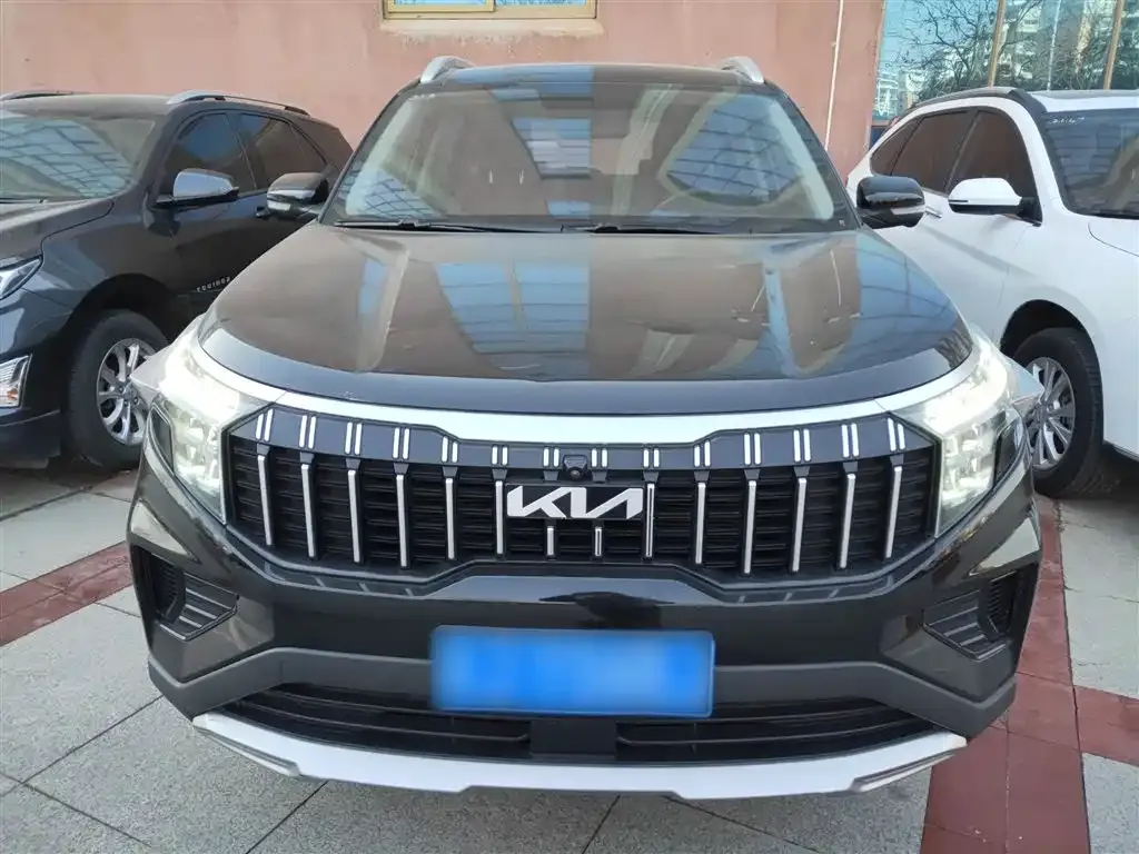 Kia Sportage — фото 10