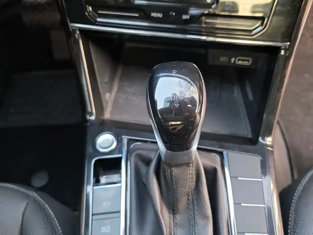 Volkswagen Passat — фото 3