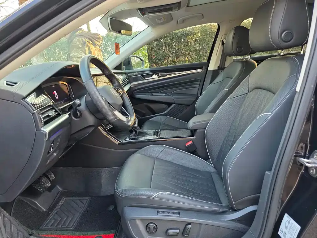 Volkswagen Passat — фото 4