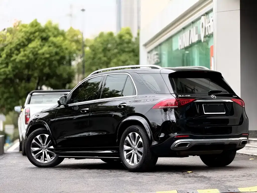Mercedes-Benz GLE — фото 10