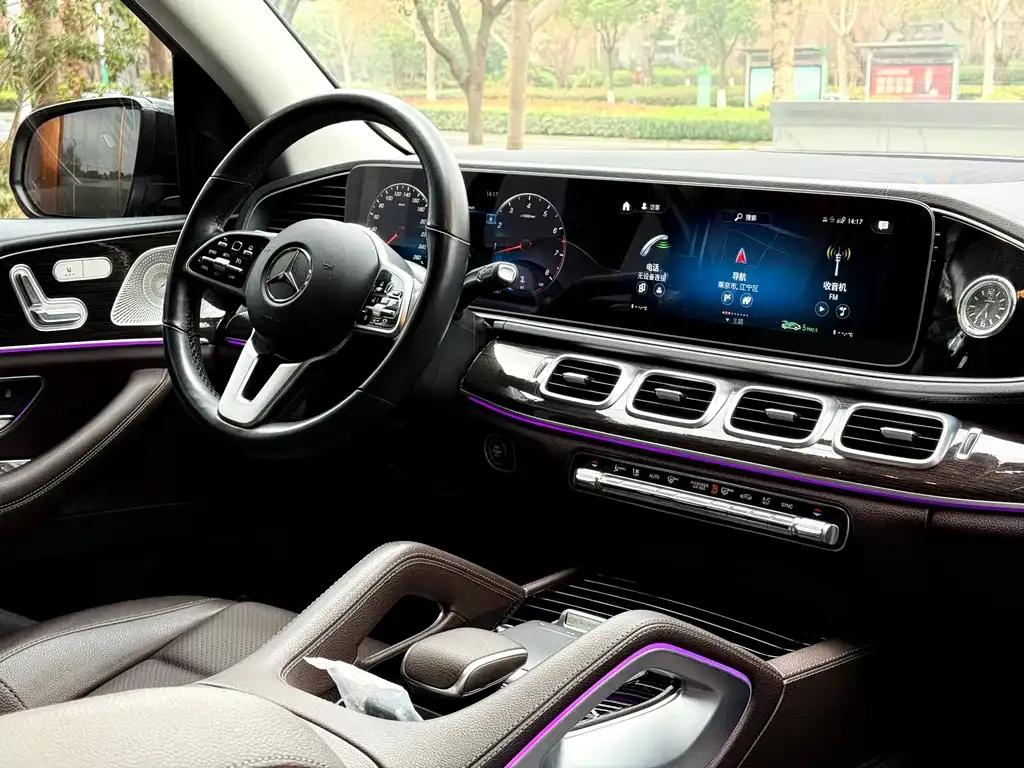 Mercedes-Benz GLE — фото 9