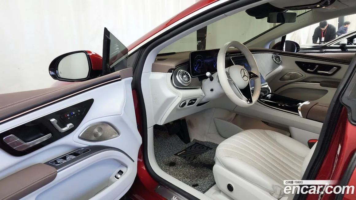 Mercedes-Benz EQS — фото 10