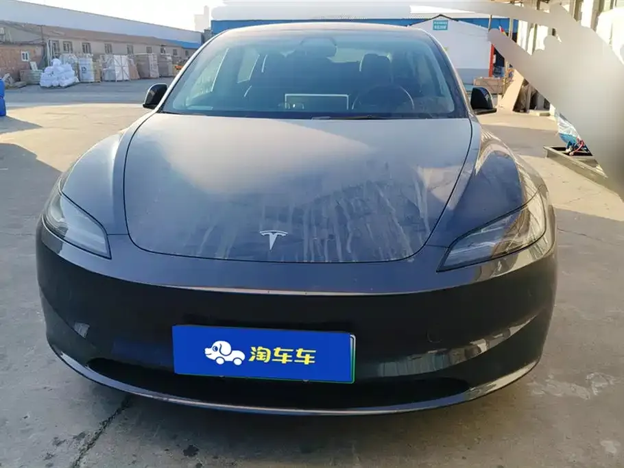 Tesla Model 3 — фото 2