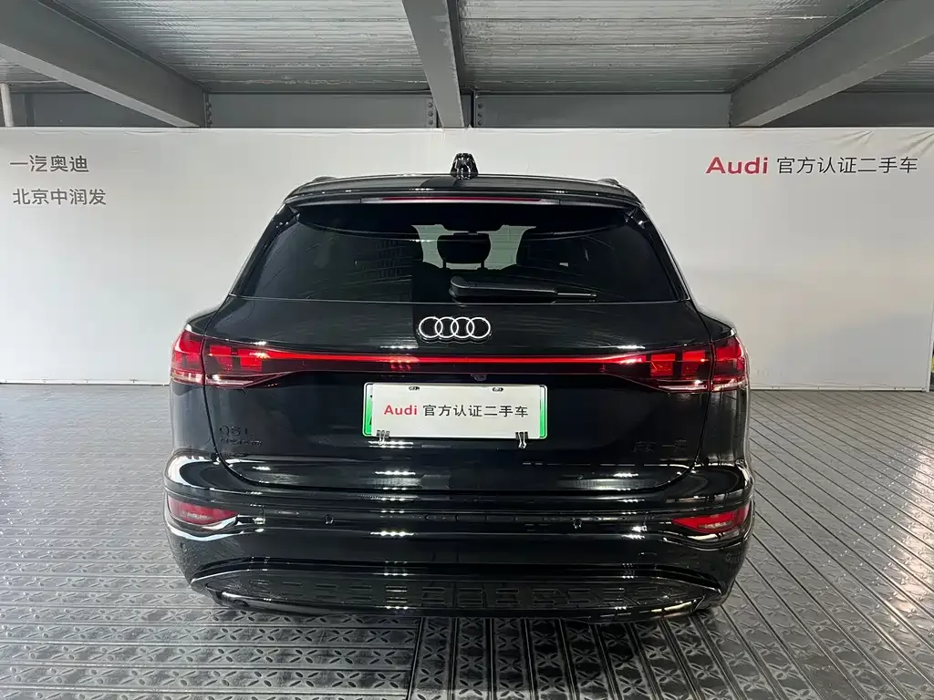 Audi Q6L e-tron — фото 5