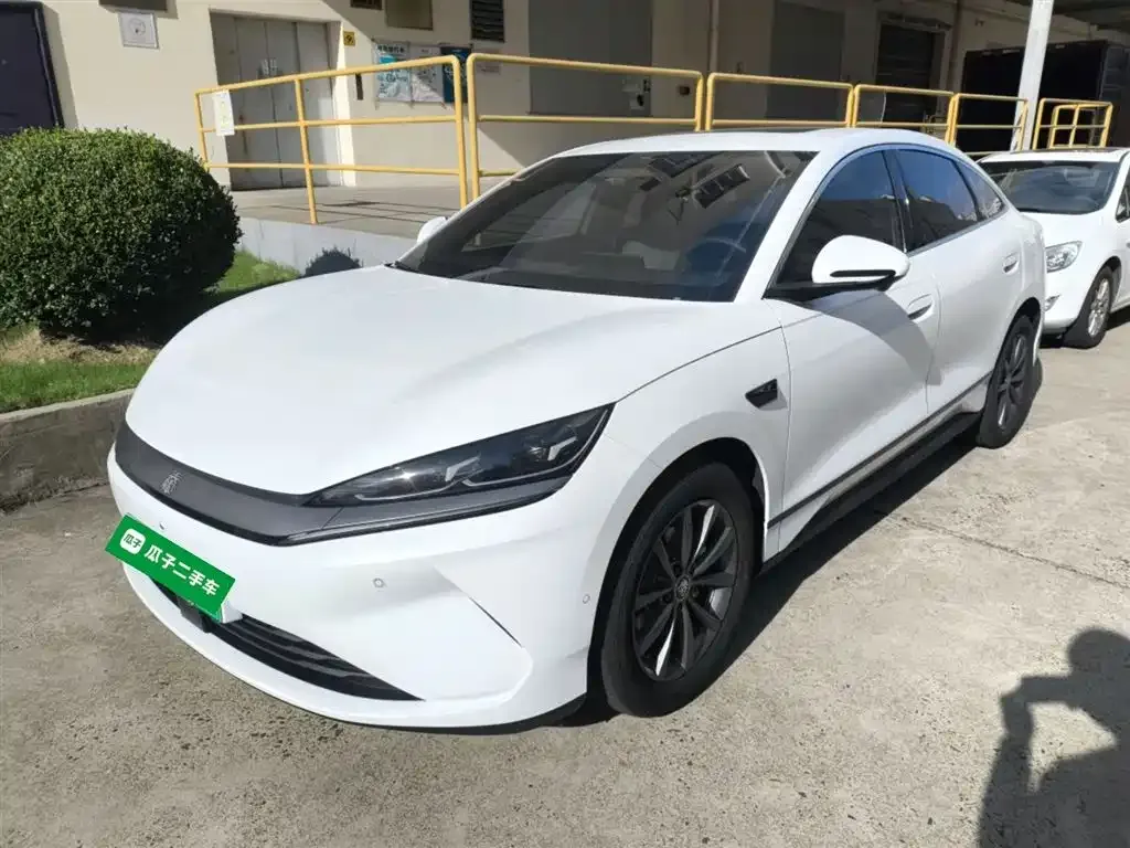 BYD Qin L — фото 2