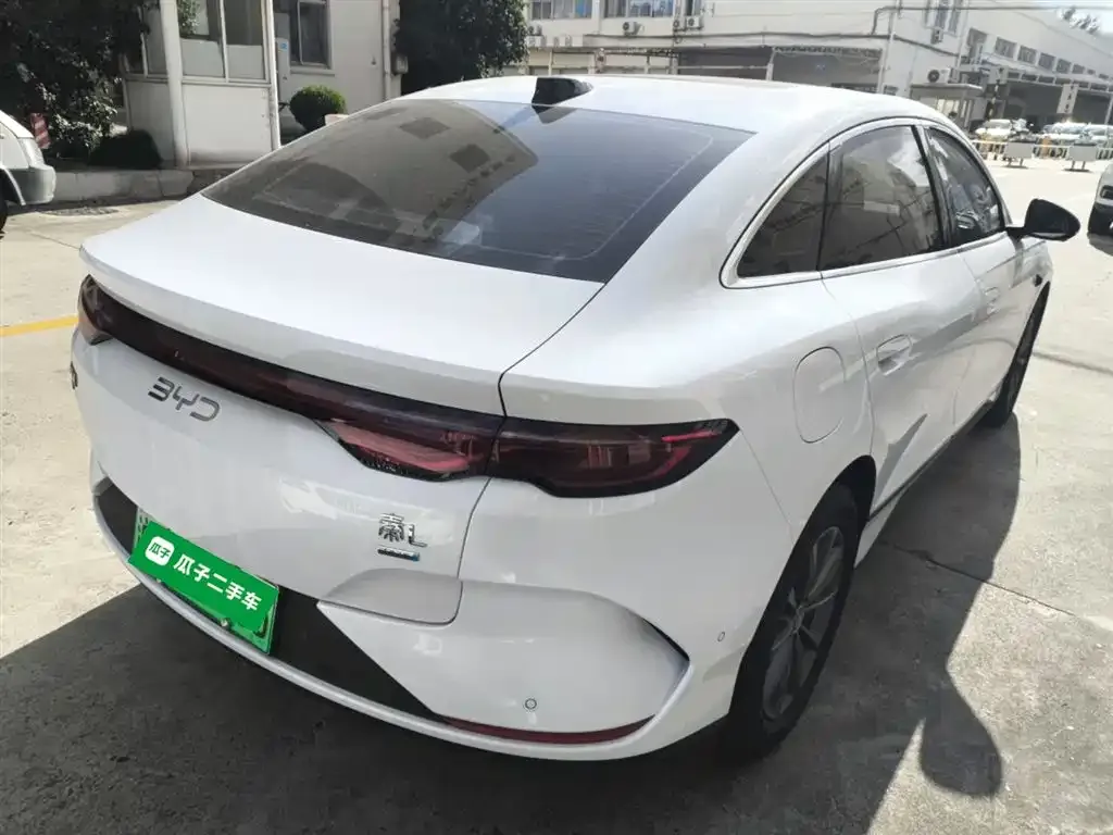 BYD Qin L — фото 7