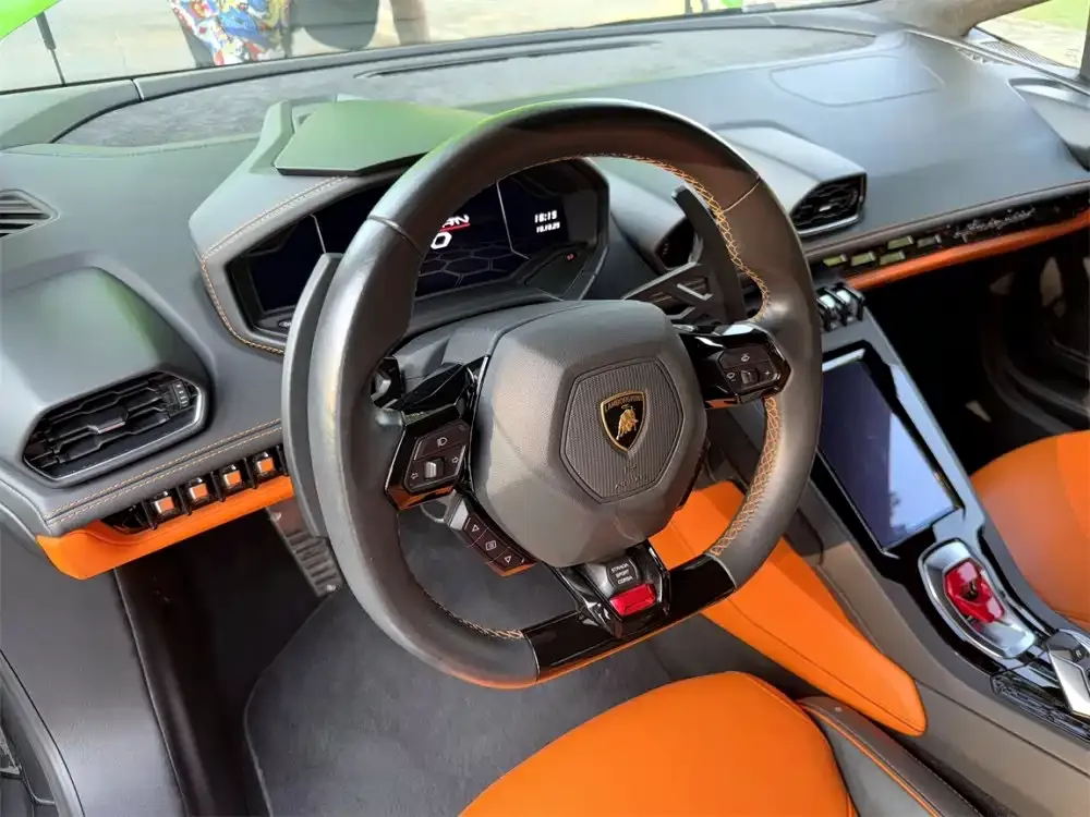 Lamborghini Huracan — фото 7