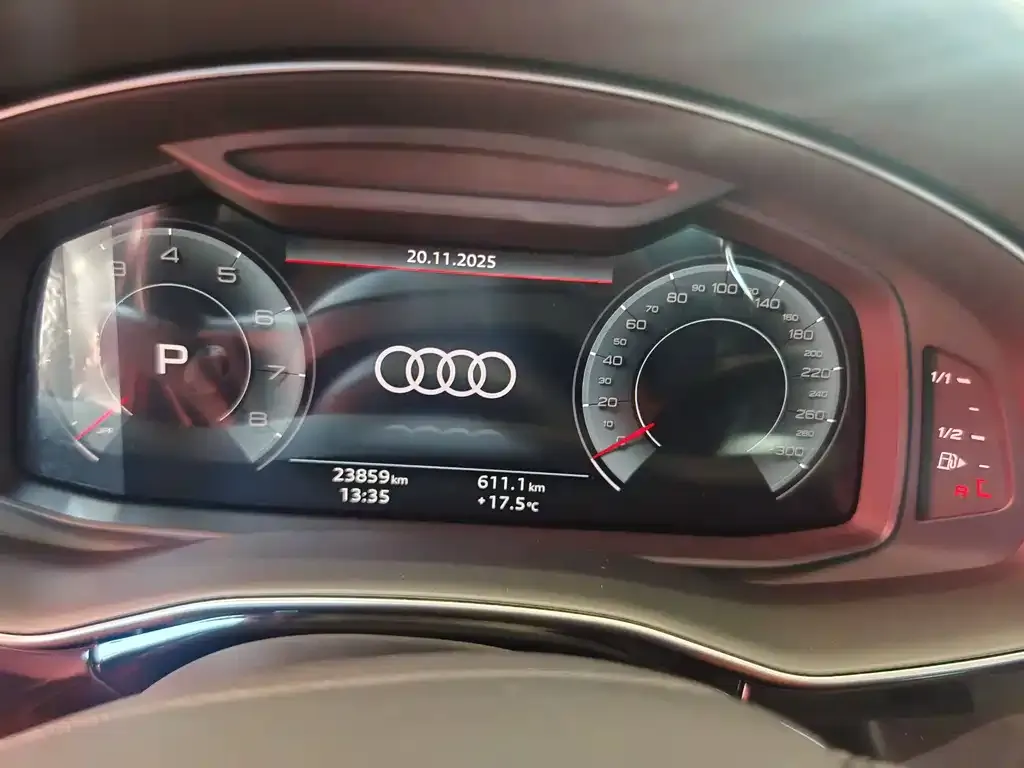 Audi Q7 — фото 3
