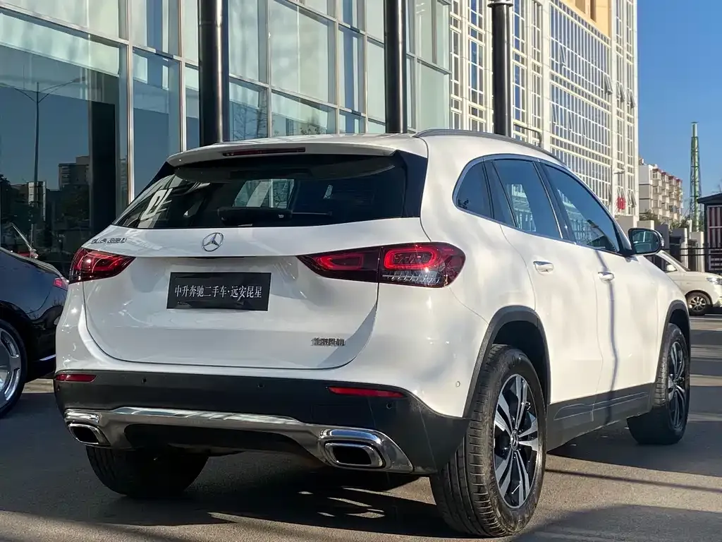 Mercedes-Benz GLA — фото 4
