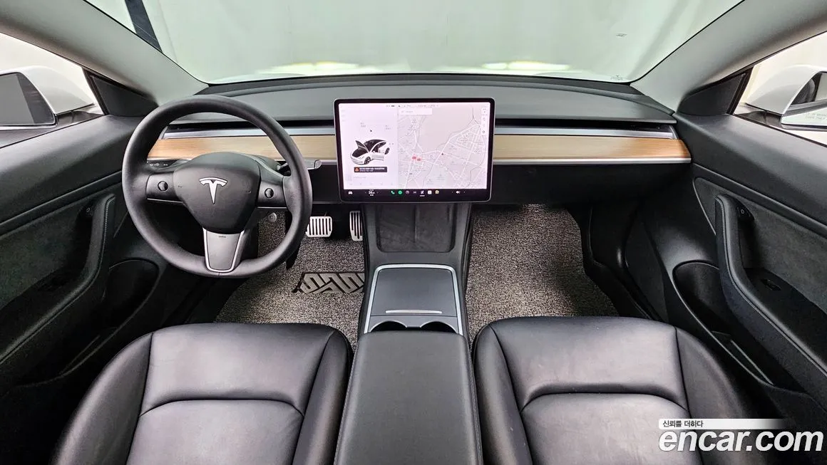 Tesla Model 3 — фото 7