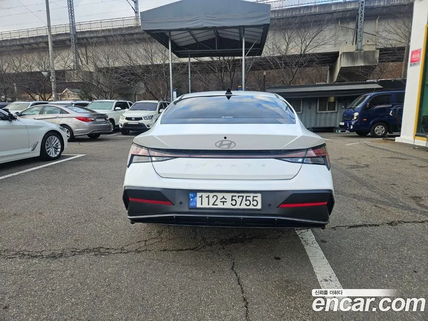 Hyundai AVANTE — фото 9