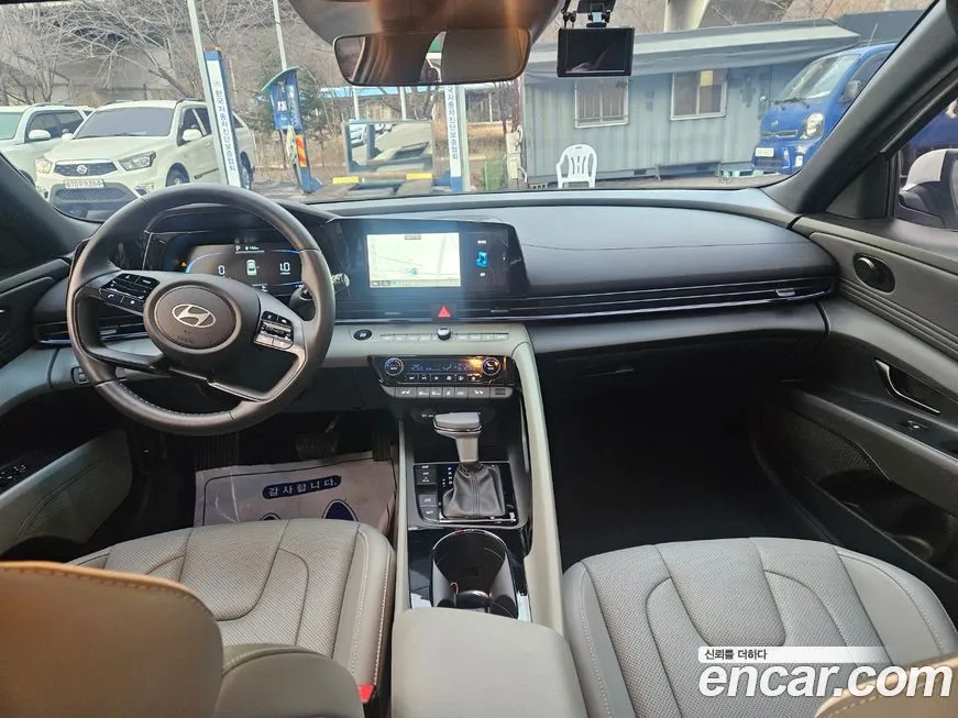 Hyundai AVANTE — фото 2