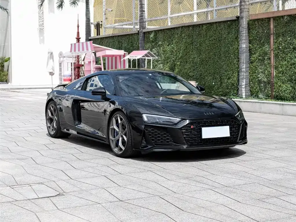Audi R8 — фото 8