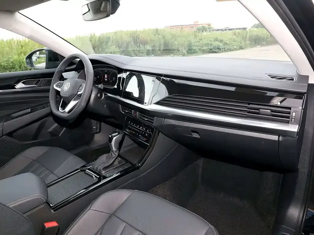 Volkswagen Passat — фото 6
