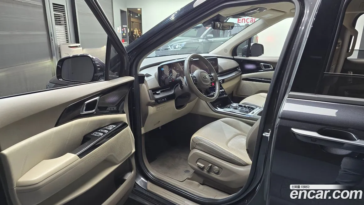 Kia Carnival — фото 10
