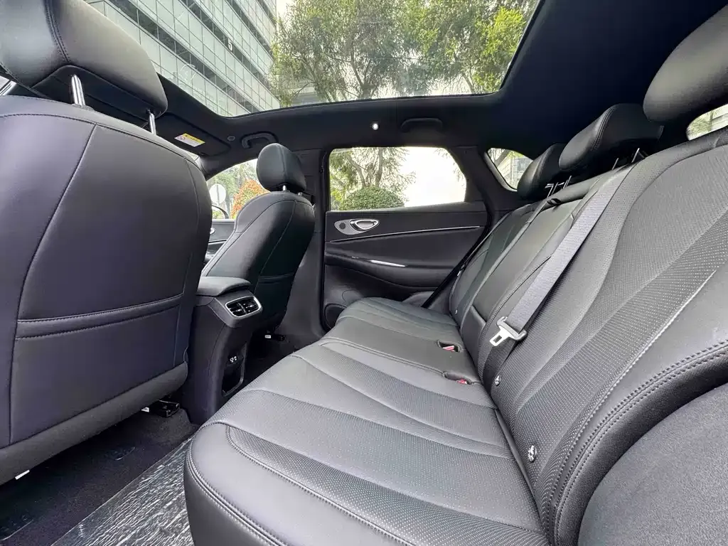BYD Hiace 06 — фото 10