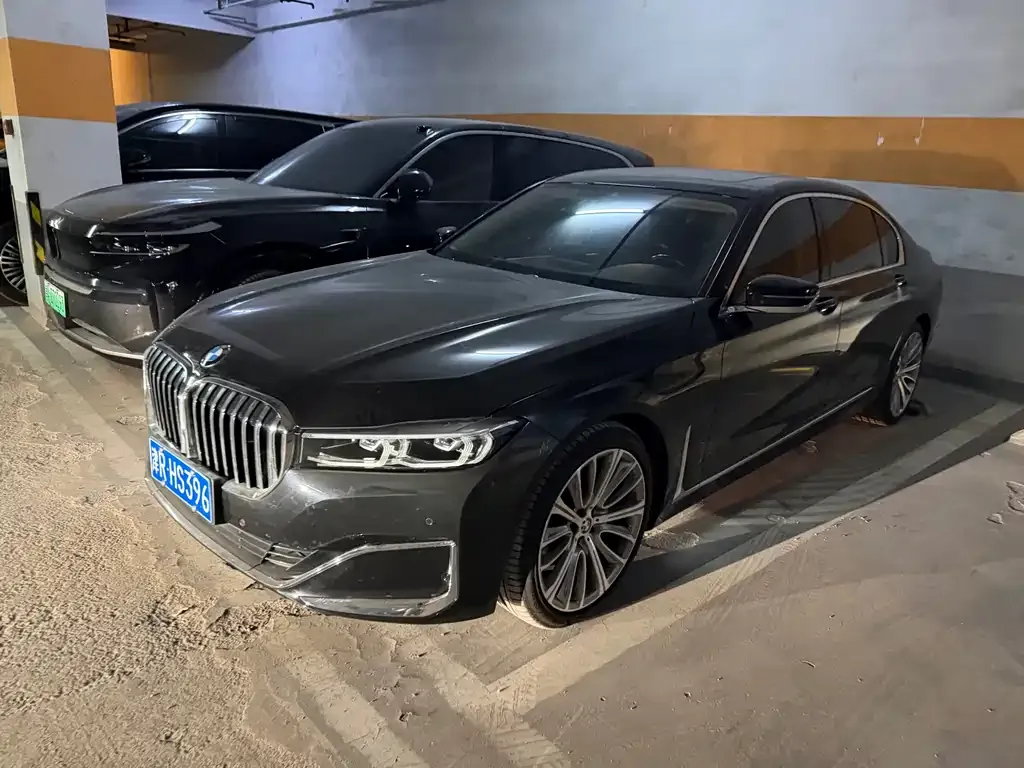 BMW 7 Series — фото 5