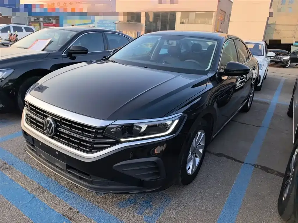 Volkswagen Passat — фото 8