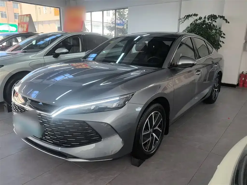 BYD Qin L — фото 1