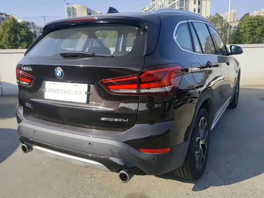 BMW X1 — фото 10