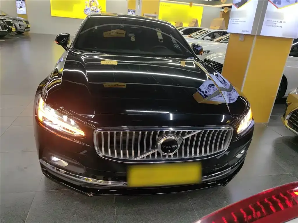 Volvo S90 — фото 4