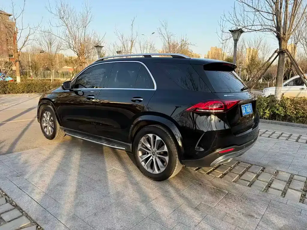 Mercedes-Benz GLE — фото 8