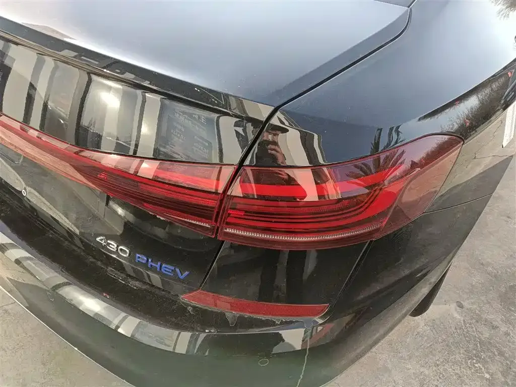 Volkswagen Passat New Energy — фото 7