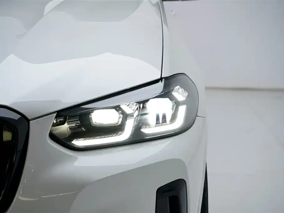 BMW iX3 — фото 4