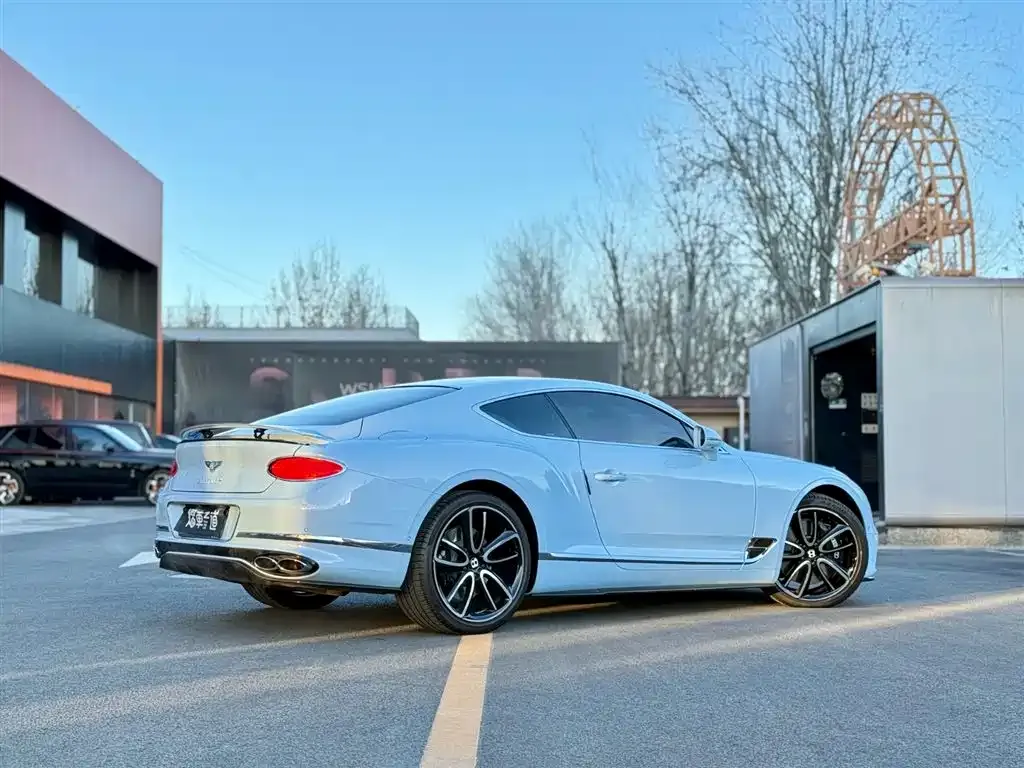 Bentley Continental — фото 10