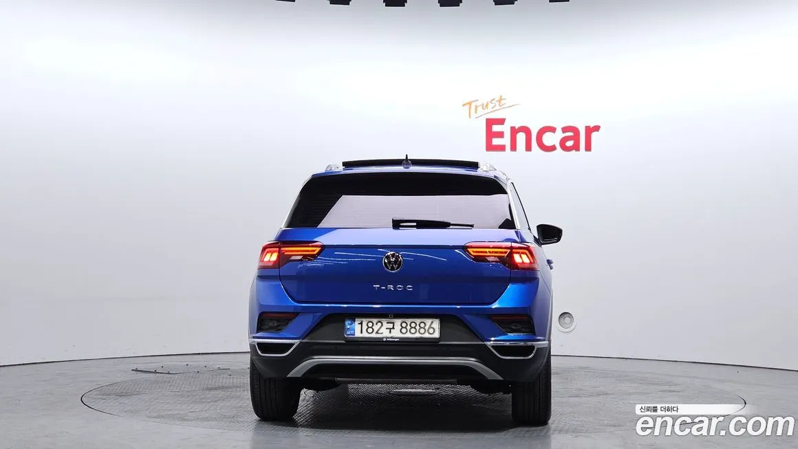Volkswagen T-Roc — фото 3