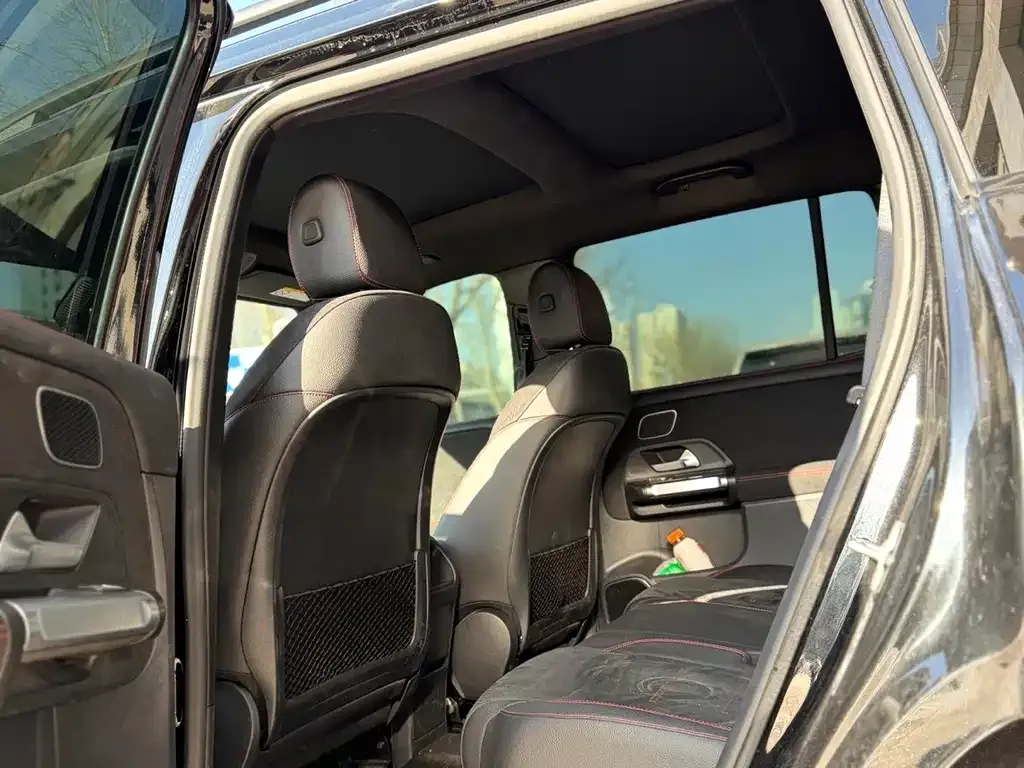 Mercedes-Benz GLB AMG — фото 7