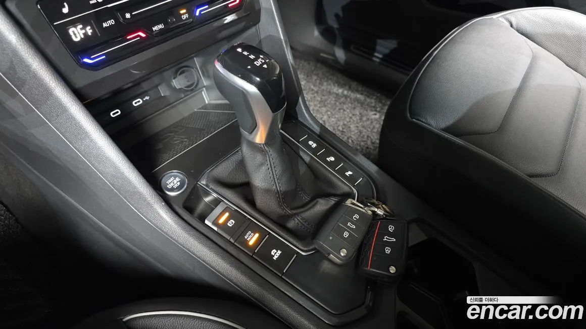 Volkswagen Tiguan — фото 10