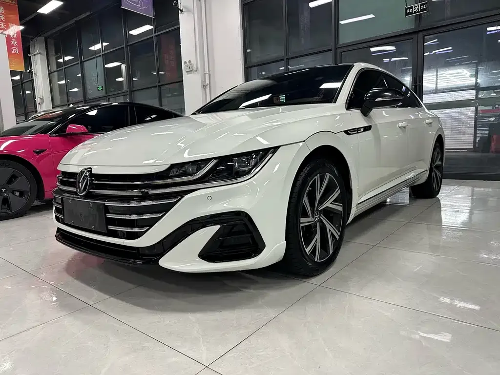 Volkswagen CC — фото 1