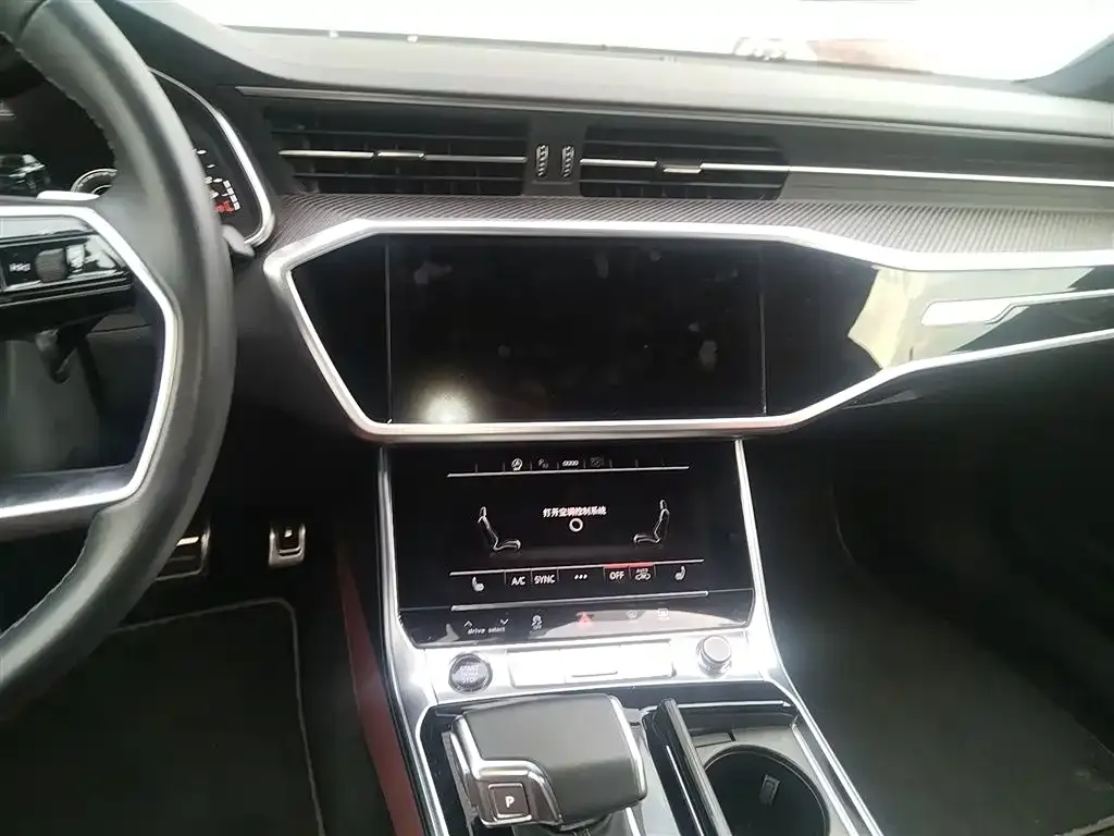 Audi A7L — фото 3