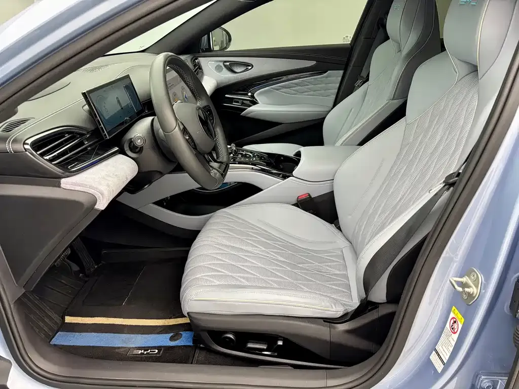 BYD Seal — фото 9