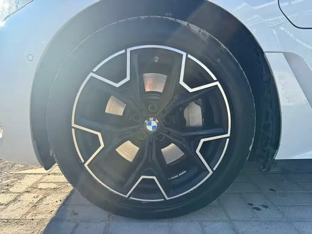 BMW i3 — фото 3