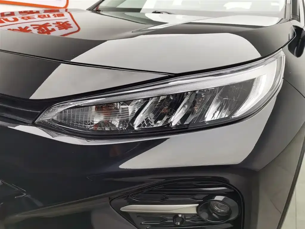 Toyota Wildlander — фото 10