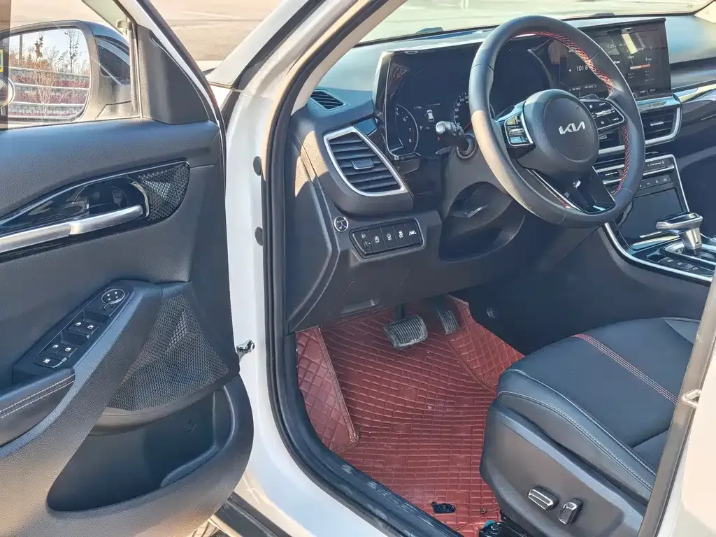 Kia KX3 — фото 2